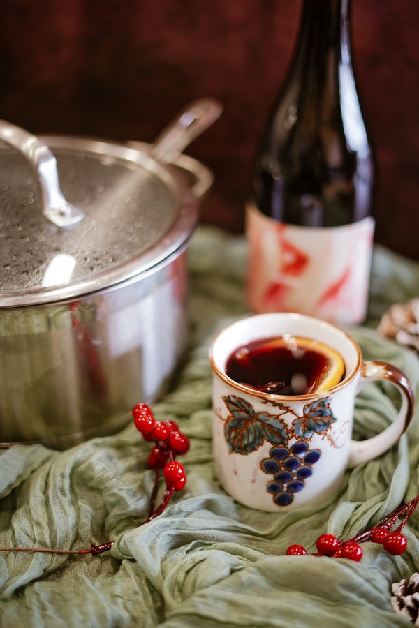 Mulled wine with a bottle of softcore.