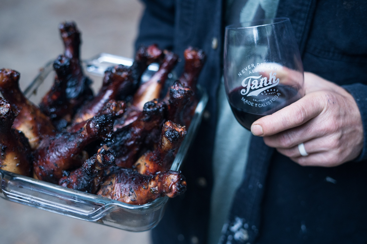 Smoked Chicken Drumsticks with Paso Kink Red Wine