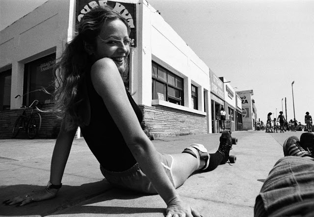 girl in roller skates