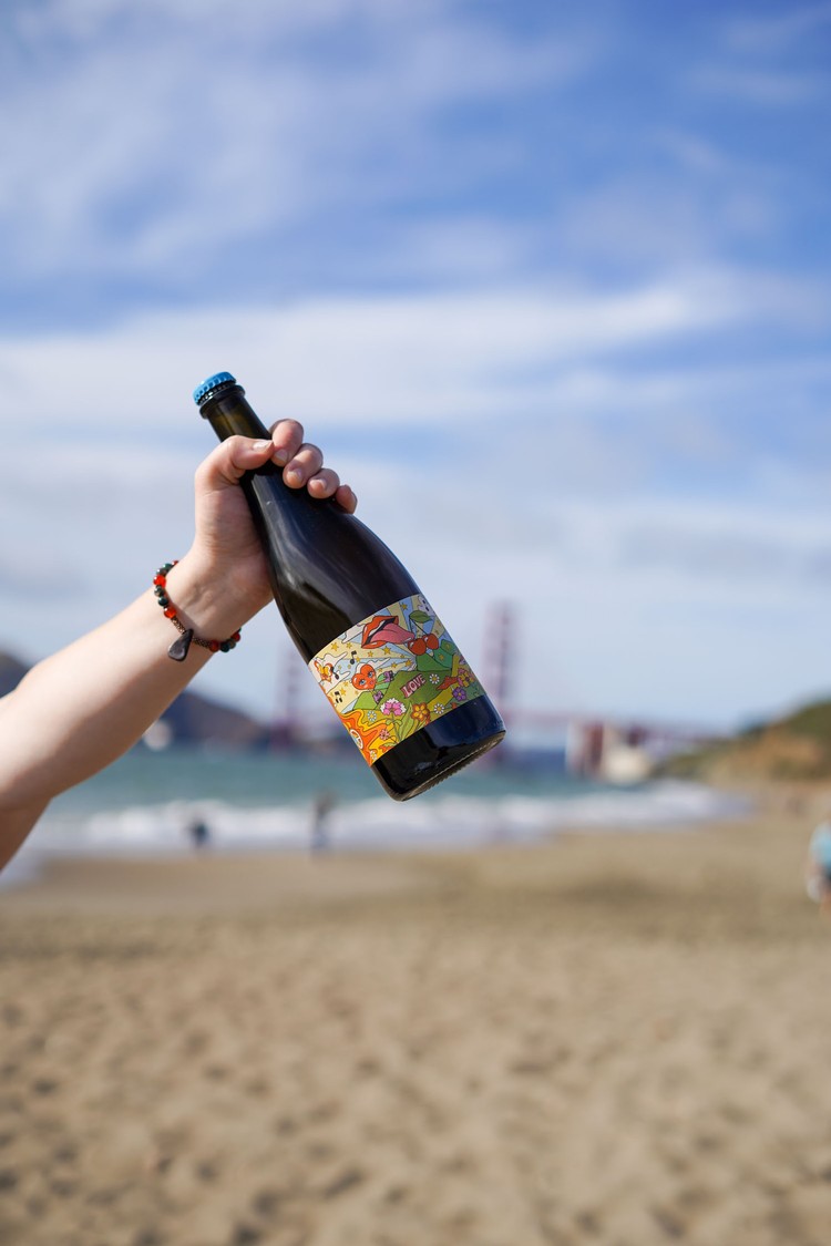 Bottle of Hippy Sippy in front of Golden Gate Bridge
